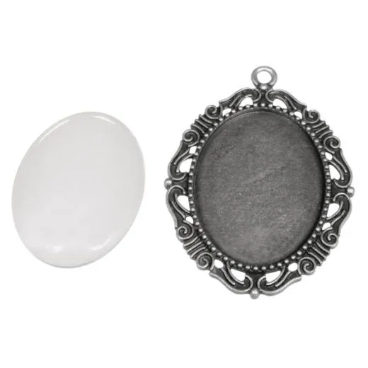 Metall-Fassung Anh�nger oval mit Zierrand 4,3x5,2cm altsilber (Restbestand)