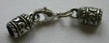 Rockstars Metall-Endkappe mit Karabiner 38mm altsilber