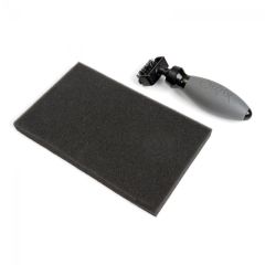 Sizzix Accessory - Die Brush & Foam Pad for Wafer-Thin Dies
